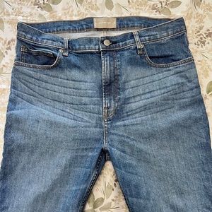 Everlane Regular Length Straight Jeans sz33